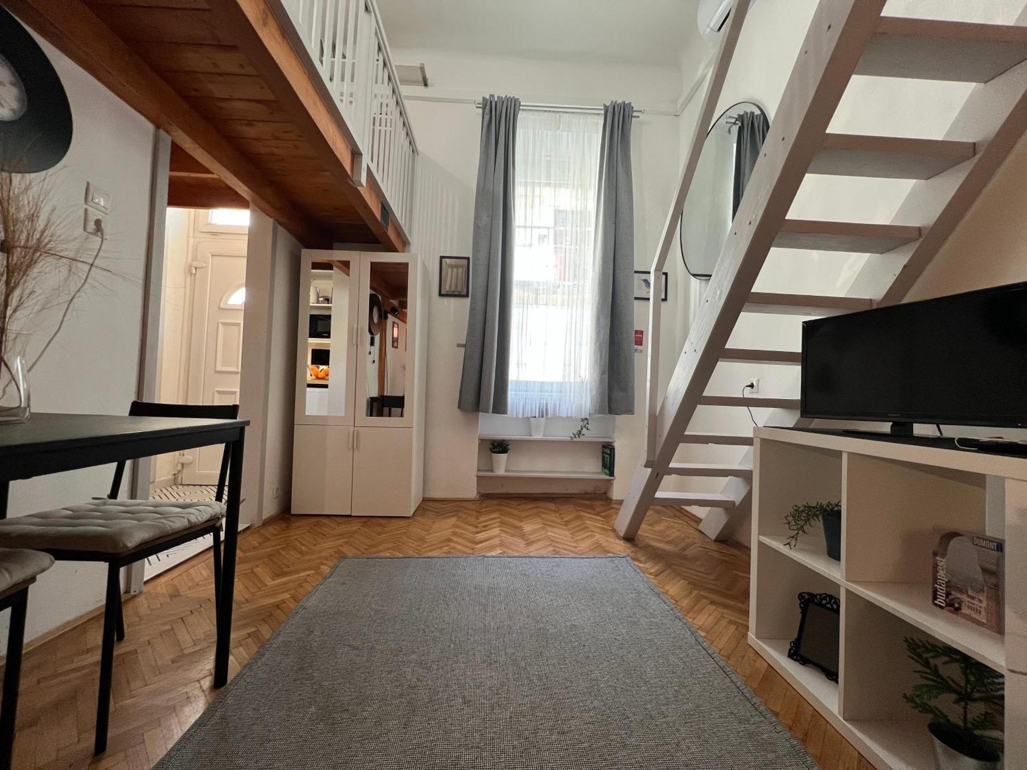 Lovely Little Loft Studio In The Heart Of Budapest Extérieur photo